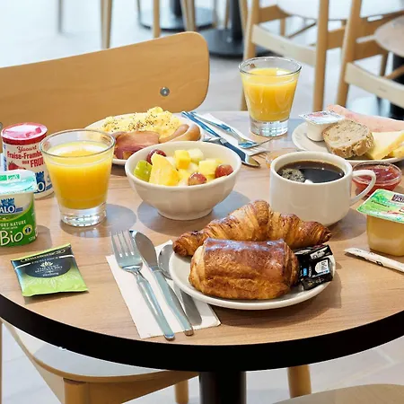 Saint-christophe Gare Hotel Cergy